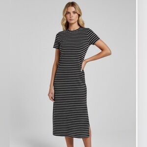 LAST ONE 🔥 Striped T-Shirt Dress with Slit Black